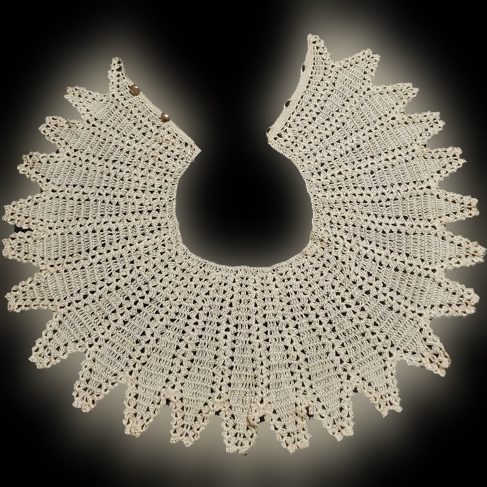 Crocheted Lace Collar**Ivory**Quality Workmanship**Open Airy Design**C13